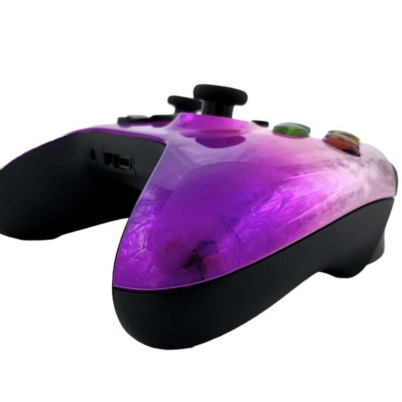 Custom Xbox Series X / S Wireless Controller - Glossy Ice Flake Magenta - Picture 6 of 8